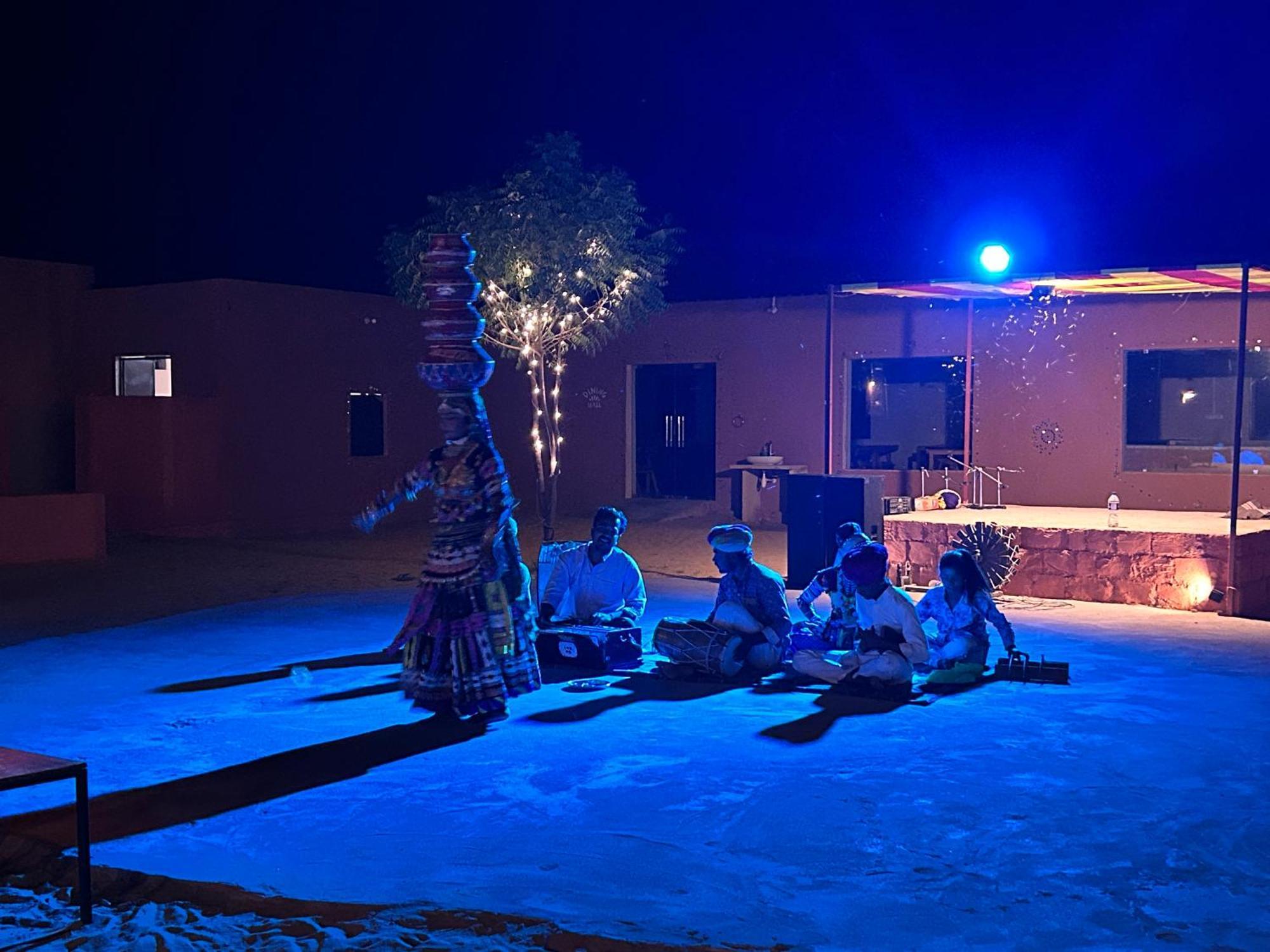 Sunny Desert Camp Kuri Exterior photo